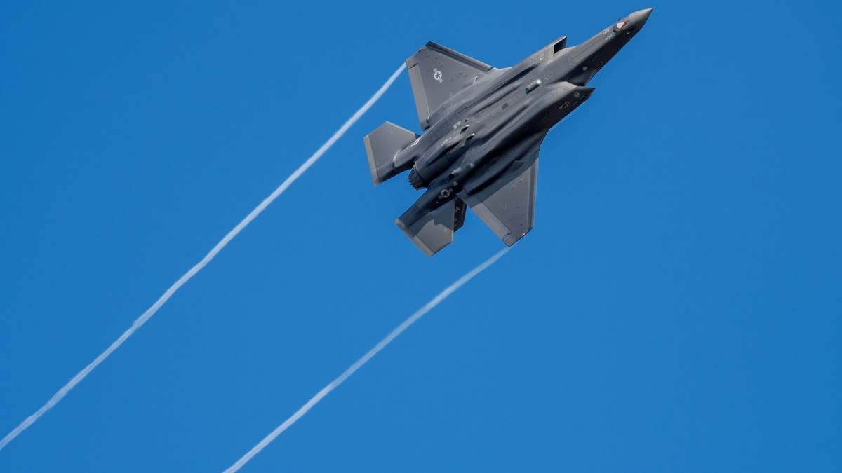 Diese F-35-Jets sollen in Büchel stationiert werden. (Archivfoto) - Foto: Harald Tittel/dpa