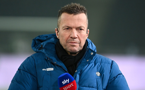 Der TV-Experte und ehemalige Nationalspieler Lothar Matthäus sieht einen Umbruch bei den Bayern kommen. - Foto: Federico Gambarini/dpa