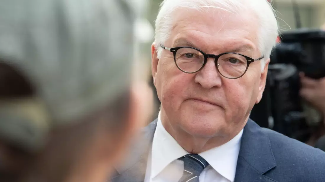 Bundespräsident Frank-Walter Steinmeier reist heute nach Rumänien. - Bild: Boris Roessler/dpa