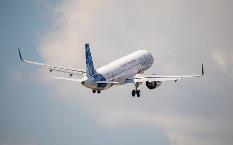Die brandneue Maschine hatte Iberia erst seit wenigen Wochen im Einsatz. (Archivbild) - Foto: Daniel Reinhardt/dpa Die brandneue Maschine hatte Iberia erst seit wenigen Wochen im Einsatz. (Archivbild) - Foto: Daniel Reinhardt/dpa