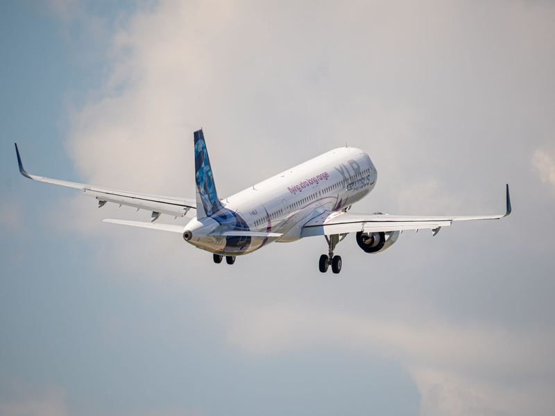 Die brandneue Maschine hatte Iberia erst seit wenigen Wochen im Einsatz. (Archivbild) - Foto: Daniel Reinhardt/dpa