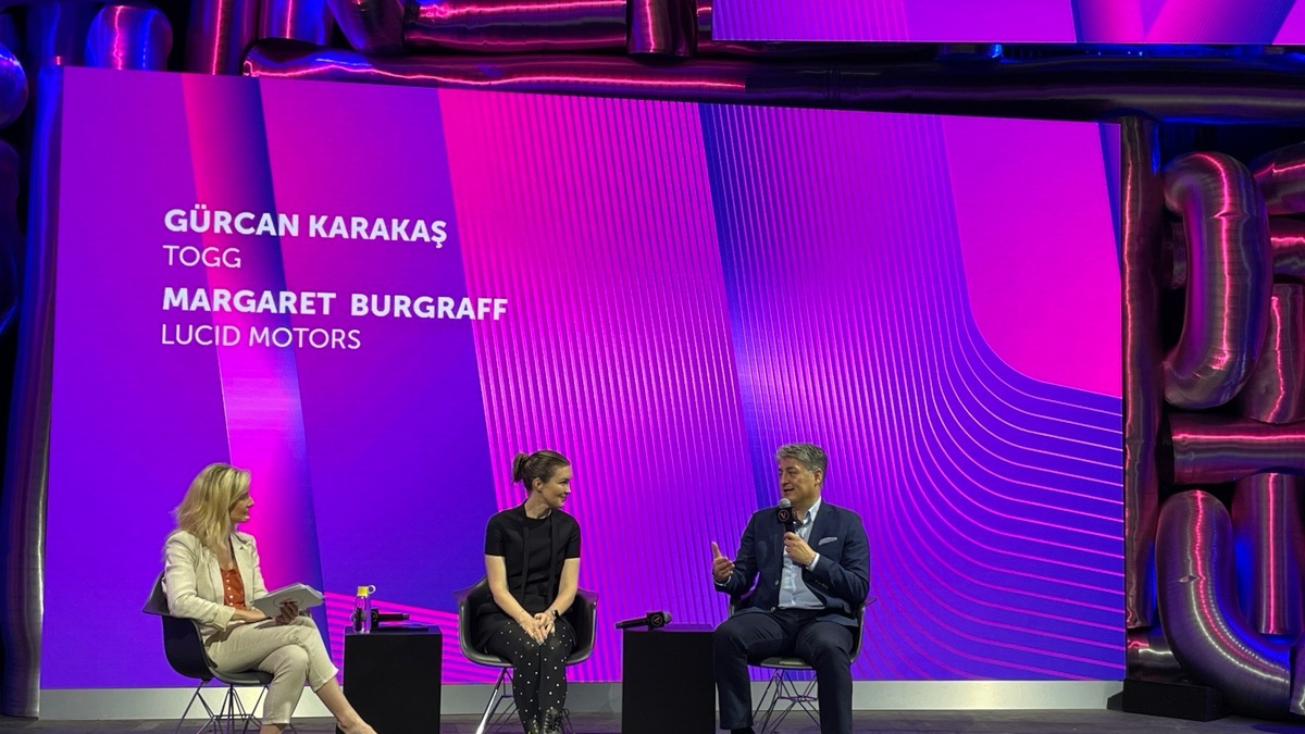 Feuerwehr Rostock: 11. Februar - Tag des Notrufs: Bewusstsein für die Bedeutung der 112 stärken - Foto: presseportal.de