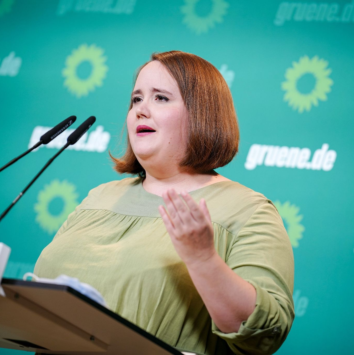 Ricarda Lang ist als Bundesvorsitzende von Bündnis 90/Die Grünen bestätigt worden. - Foto: Kay Nietfeld/dpa