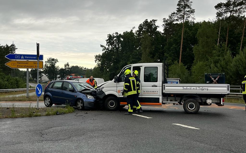 FW-EN: Verkehrsunfall auf der Wittbräucker Straße - Drei Kleineinsätze - Foto: presseportal.de