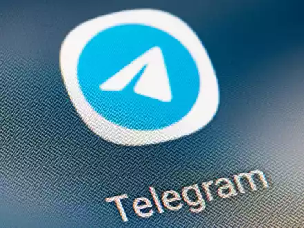 Der Messengerdienst Telegram hat nach Unternehmensangaben fast eine Milliarde Nutzer. (Archivbild) - Foto: Fabian Sommer/dpa