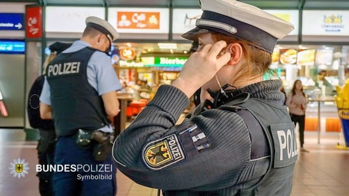 BPOL-KS: Bedrohung während der Zugfahrt - Foto: presseportal.de
