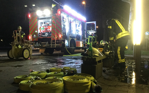 FW-BN: Brennender Blumentopf auf einem Balkon löste Einsatz der Feuerwehr aus - Foto: presseportal.de