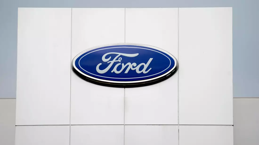 Ford verbuchte im vergangenen Quartal einen Verlust von 526 Millionen Dollar (rund 489 Mio Euro). - Bild: Gerry Broome/AP/dpa