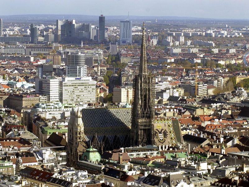 Millionen-Erbin und Aktivistin für soziale Gerechtigkeit: Marlene Engelhorn. - Foto: Roland Schlager/apa/dpa