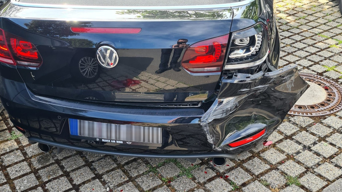 POL-KS: Beschädigter VW Golf bleibt im Feld stecken: Polizei erbittet Hinweise auf Unfallstelle im Bereich Schauenburg, Baunatal oder Edermünde - Foto: presseportal.de