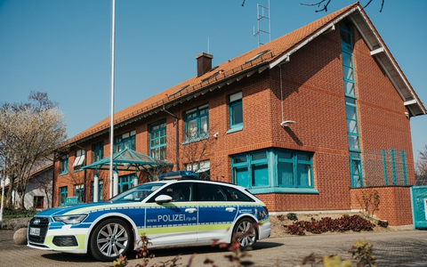 POL-PDLD: Edenkoben - Staub statt Streitkultur - Teenager sucht Polizei wegen Putzbefehl der Erziehungsberechtigten auf - Foto: presseportal.de