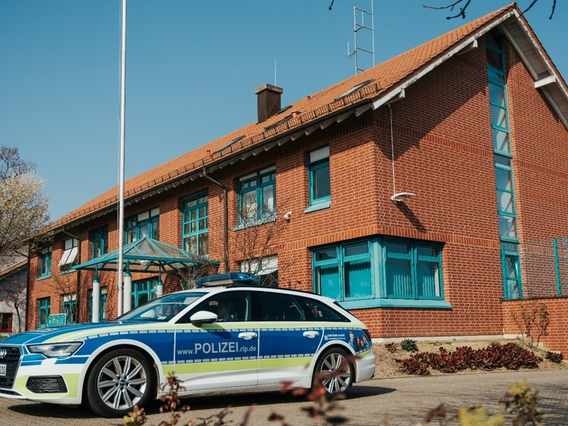 POL-PDLD: Edenkoben - Einbruch in Firmengebäude - Foto: presseportal.de