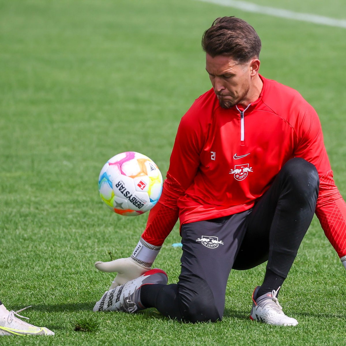 Leipzigs Keeper Janis Blaswich kann das Tor zum 1:1 durch Berns Meschack Elia nicht verhindern. - Foto: Jan Woitas/dpa