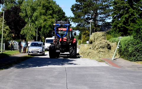 POL-ME: Heuballen auf Reiterhof abgebrannt: Polizei bittet um Hinweise - 2511013 - Foto: presseportal.de