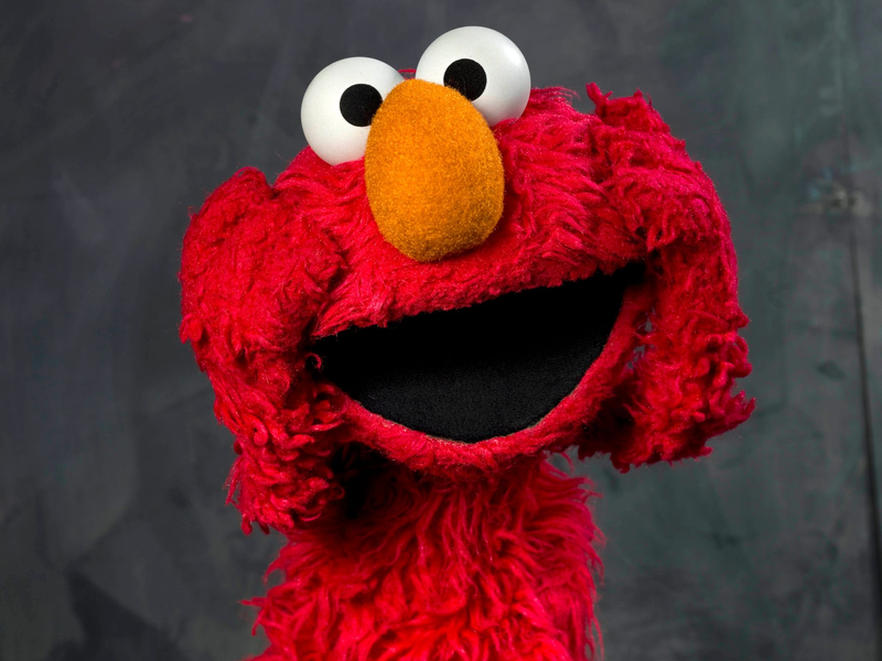 Das Monster Elmo ist beim Publikum sehr beliebt. (Archivbild) - Foto: Victoria Will/WILLV/AP/dpa