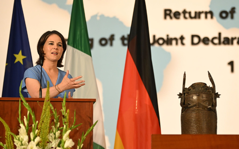 Bundesaußenministerin Annalena Baerbock beim Treffen der G7-Außenminister in Capri. - Foto: Britta Pedersen/dpa