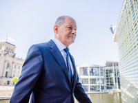 Laut Olaf Scholz geht es erst mal darum, «einen längerfristigen Waffenstillstand zu erreichen». - Foto: Christoph Soeder/dpa