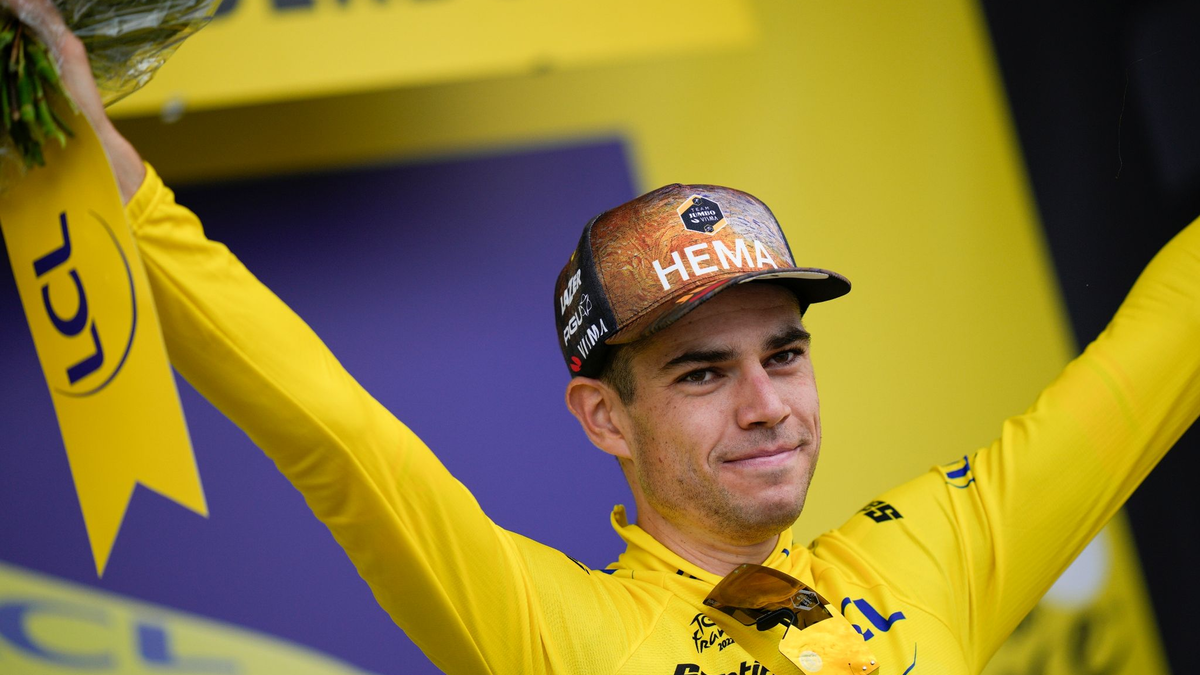 Wout Van Aert ist nach einem Massensturz operiert worden. - Foto: Thibault Camus/AP/dpa