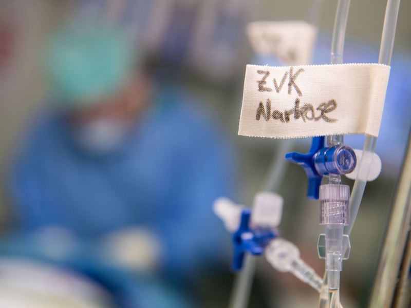 Beschäftigte in kommunalen Kliniken sind für Donnerstag zum Warnstreik aufgerufen. (Archivbild) - Foto: Marijan Murat/dpa