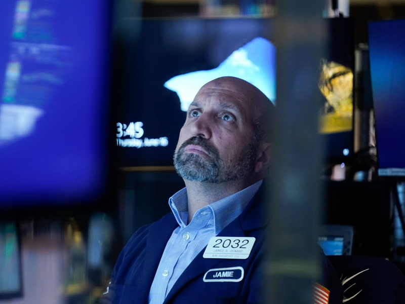 Gerüchte hatten für starke Schwankungen an den Börsen gesorgt. (Archivbild) - Foto: Seth Wenig/AP/dpa