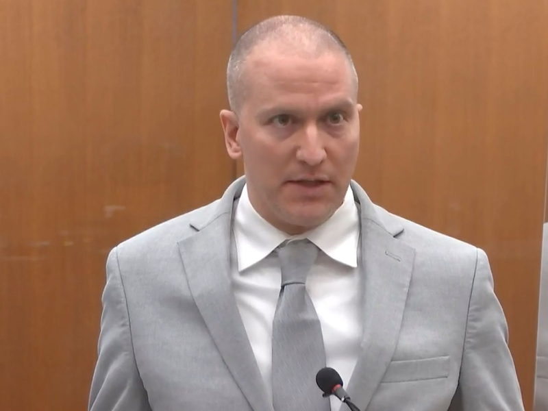 Der ehemalige Polizist Derek Chauvin wurde wegen Mordes zu einer langen Haftstrafe verurteilt. - Foto: Uncredited/Pool Court TV/AP/dpa