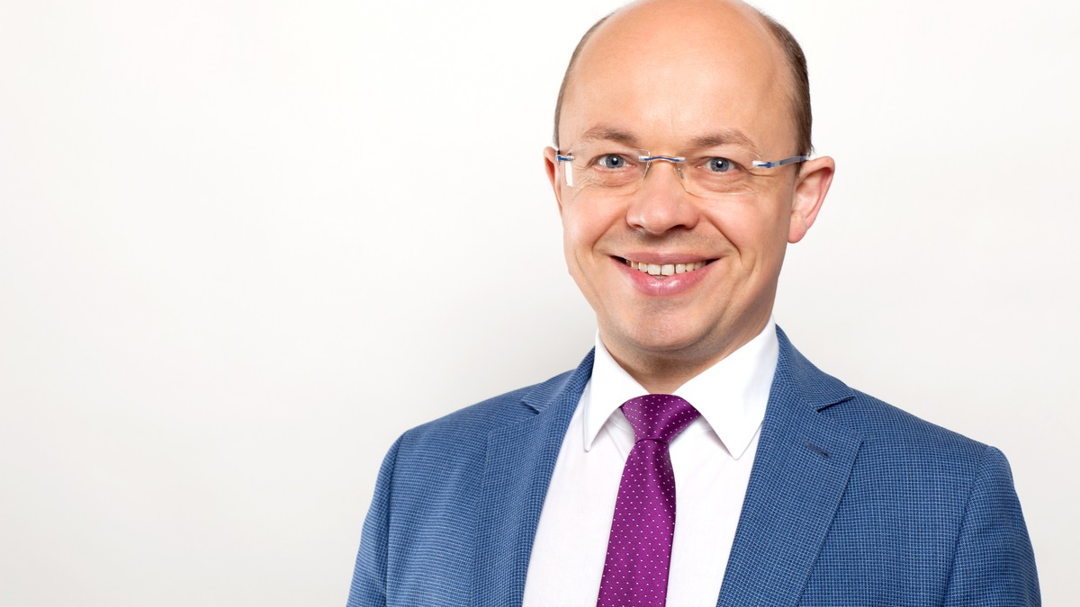 Zuzug in die Schweiz für deutsche Unternehmer rechtssicher gestalten - Foto: presseportal.de