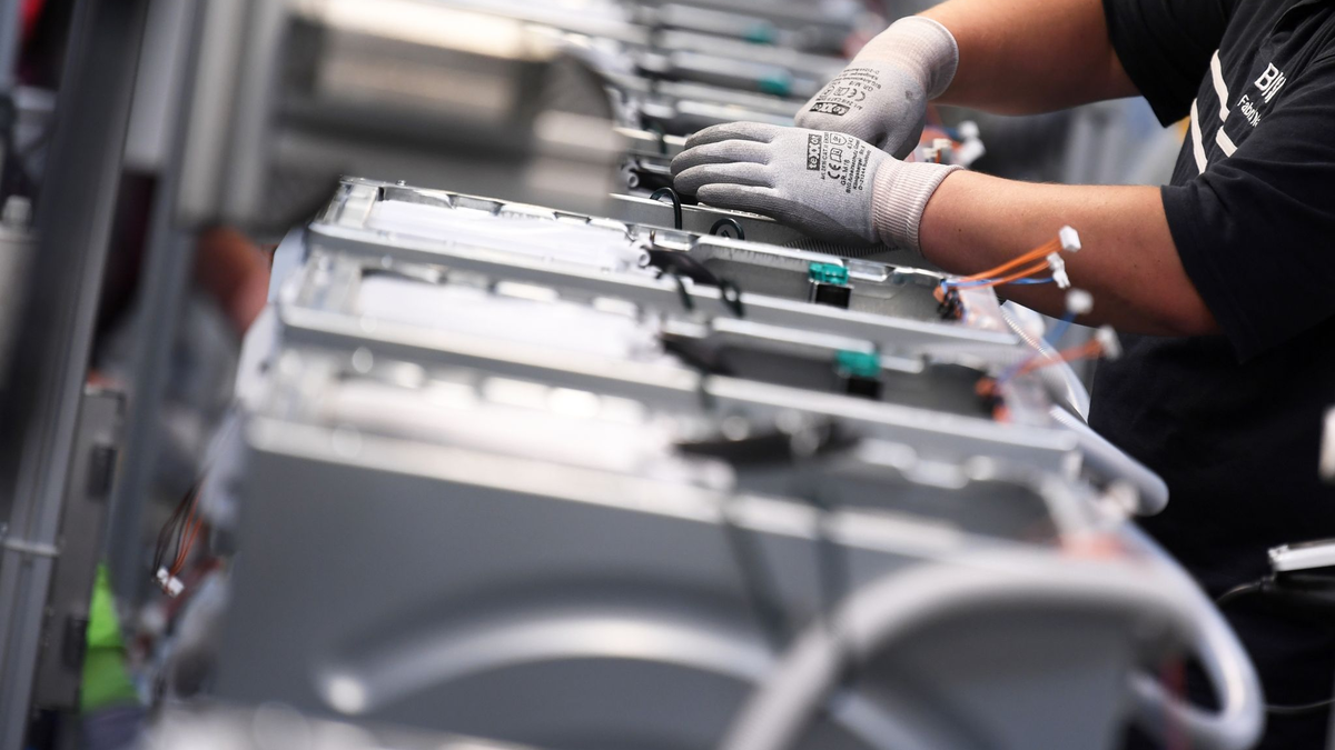 Die deutschen Elektroexporte dürften auch das vergangene Jahr insgesamt mit einem nominellen Zuwachs abgeschlossen haben. - Foto: Ralf Hirschberger/dpa-Zentralbild/dpa