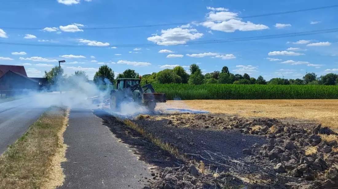 FW-WRN: Gemeldeter LKW Brand auf der Bundesautobahn 1 - Bild: presseportal.de