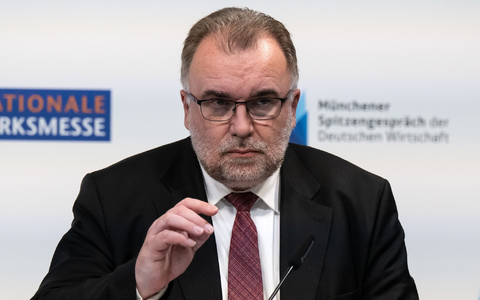 Das langfristige Wirtschaftswachstum von Deutschland bereitet dem Präsident des Bundesverbandes der Deutschen Industrie (BDI), Siegfried Russwurm, Sorgen. - Foto: Sven Hoppe/dpa