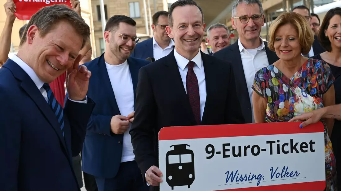 Der frühere Bundesverkehrsminister Wissing hat einen neuen Job in der Wirtschaft. (Archivbild)  - Bild: Arne Dedert/dpa
