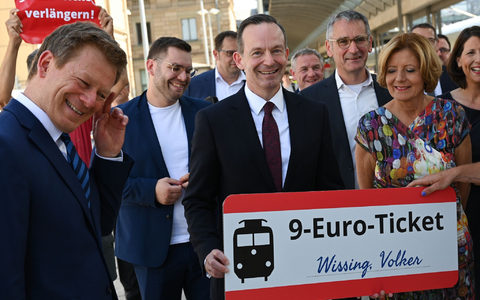 Der frühere Bundesverkehrsminister Wissing hat einen neuen Job in der Wirtschaft. (Archivbild) - Foto: Arne Dedert/dpa Der frühere Bundesverkehrsminister Wissing hat einen neuen Job in der Wirtschaft. (Archivbild) - Foto: Arne Dedert/dpa