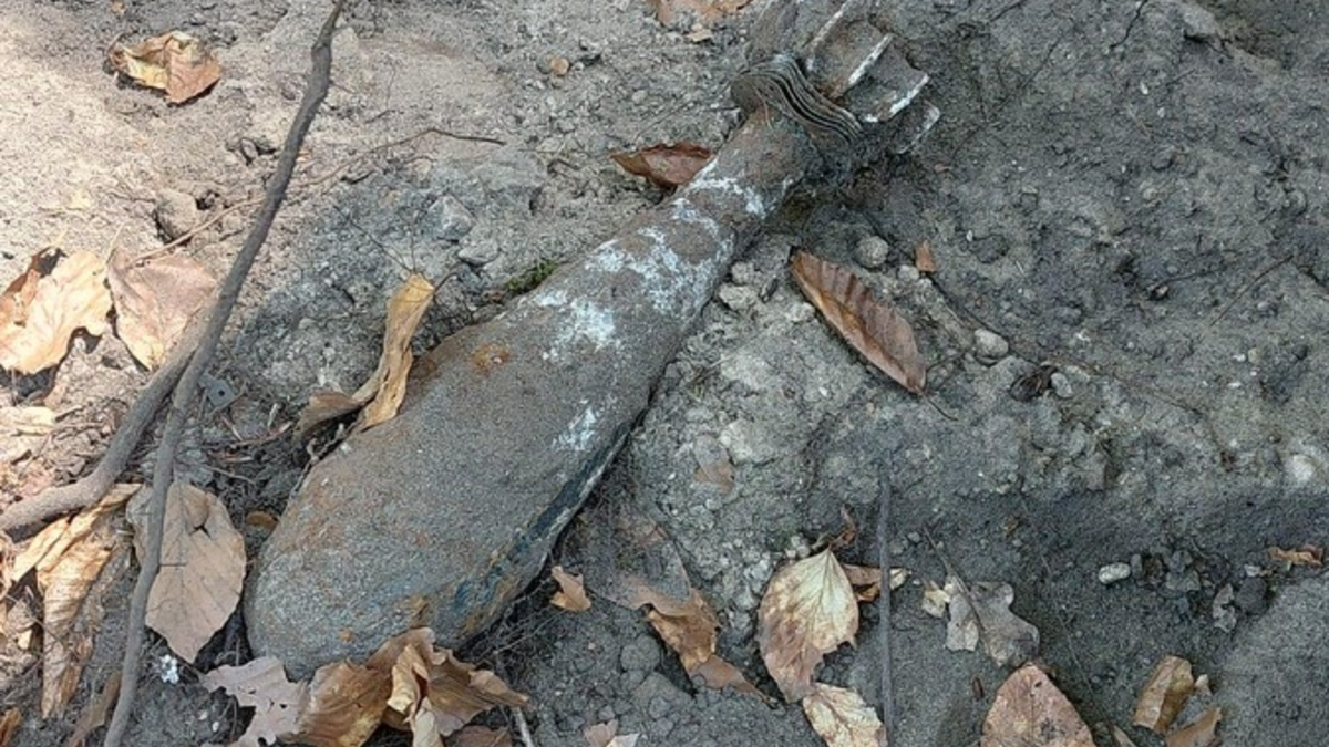 POL-UL: (HDH) Herbrechtingen - Granate aufgefunden / Eine gefährliche Entdeckung machten Helfer im Rahmen der Kreisputztage bei Herbrechtingen. - Foto: presseportal.de