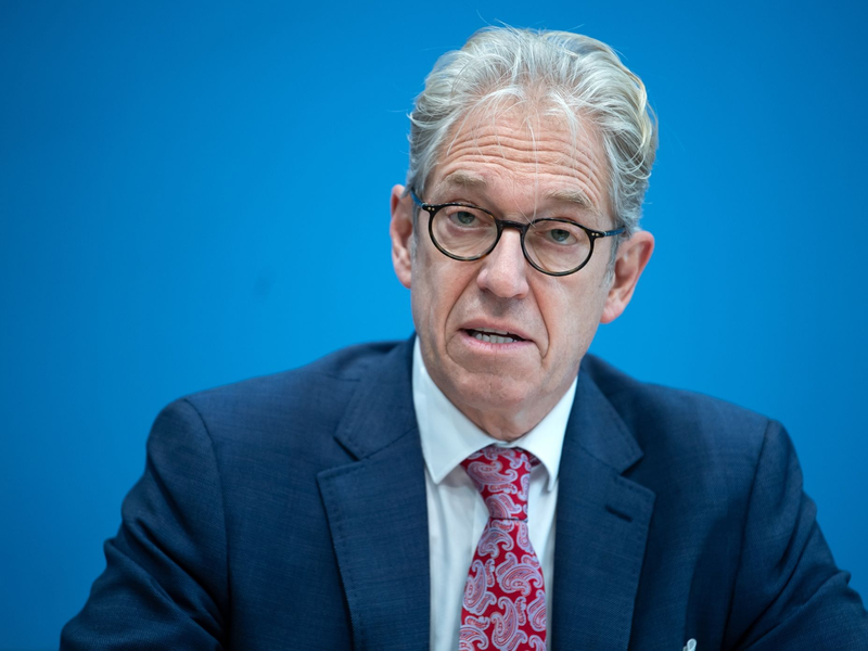 «Noch immer werden viel zu viele Behandlungen stationär erbracht und Versichertengelder verschleudert»: Andreas Gassen. - Foto: Bernd von Jutrczenka/dpa