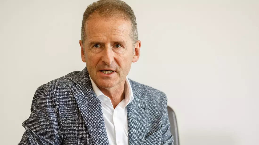 Ex-VW-Chef Herbert Diess sieht Chancen für die deutsche Autoindustrie. - Bild: Carsten Koall/dpa