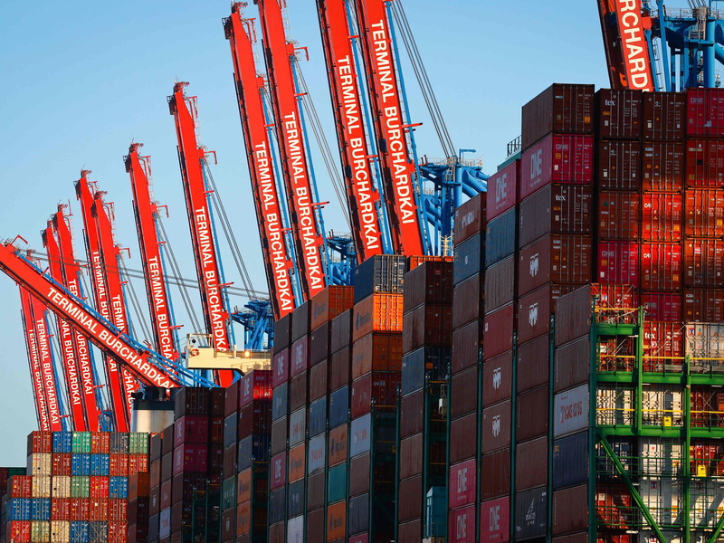 Deutscher Export im September mit Rückgängen (Foto aktuell) - Foto: Christian Charisius/dpa