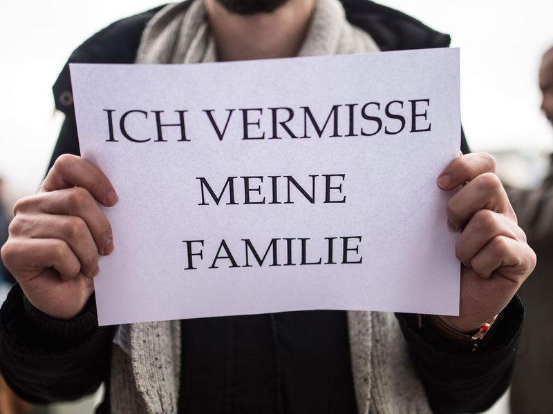 Deutschland hat bis zum 12. Dezember 124.625 Visa für Familiennachzug vergeben. (Symbolbild) - Foto: Sophia Kembowski/dpa