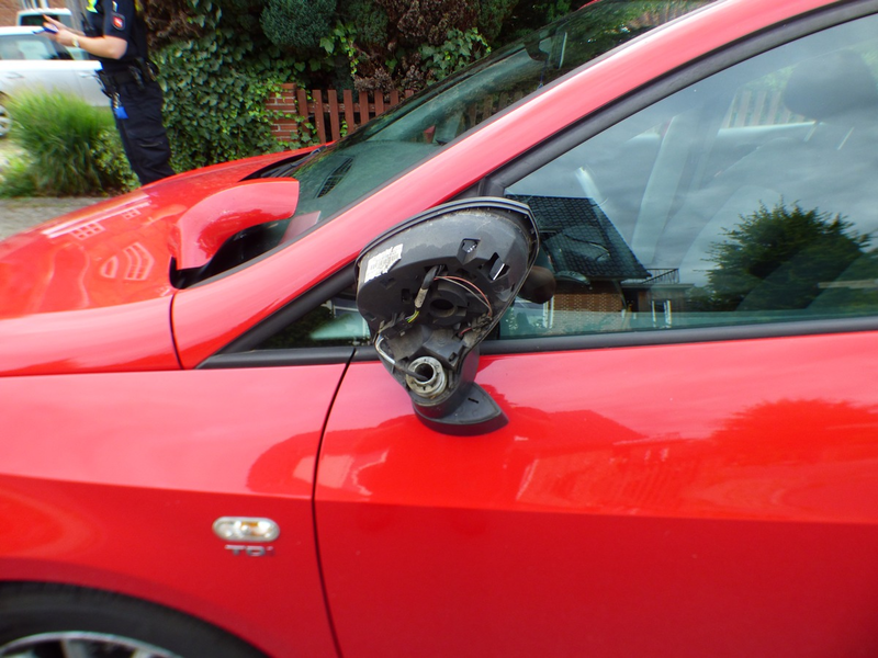 POL-HM: Zeugenaufruf nach Unfallflucht - Foto: presseportal.de