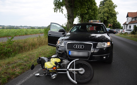 POL-HF: Radfahrer nach Kollision schwer verletzt- Fehler beim Abbiegen - Foto: presseportal.de