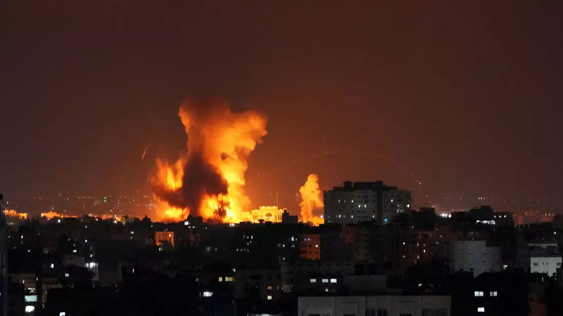 In früheren Tagen trat Sinwar auch öffentlich im Gazastreifen auf. - Bild: Hatem Moussa/AP/dpa