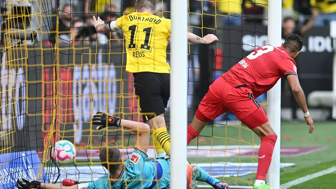 Im vergangenen Jahr wurde Lars Ricken Sportdirektor Sebastian Kehl vor die Nase gesetzt - Bild: Bernd Thissen/dpa