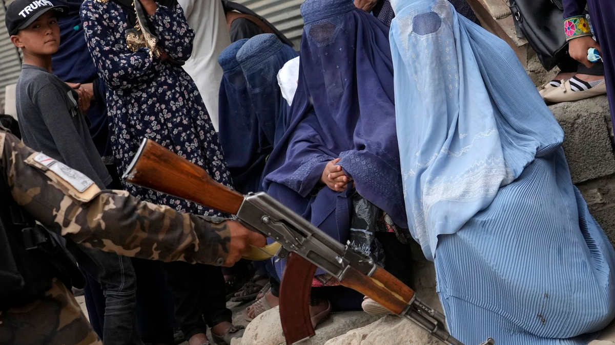 Unicef-Exekutivdirektorin Catherine Russel fordert die Taliban dazu auf, Mädchen und Frauen den Weg zu höher Bildung freizumachen: «Kein Land kann sich weiterentwickeln, wenn die Hälfte seiner Bevölkerung zurückbleibt.» - Foto: Ebrahim Noroozi/AP/dpa