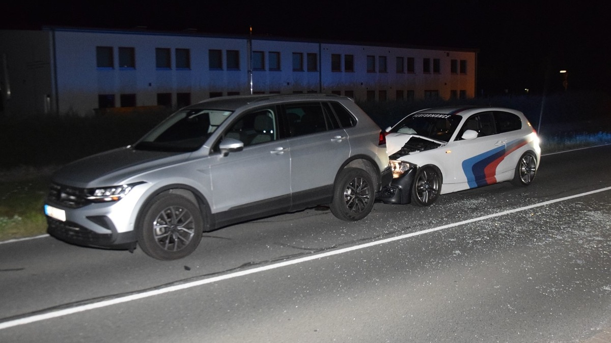 POL-HF: Verkehrsunfall beim Abbiegen- Gegenverkehr übersehen - Foto: presseportal.de