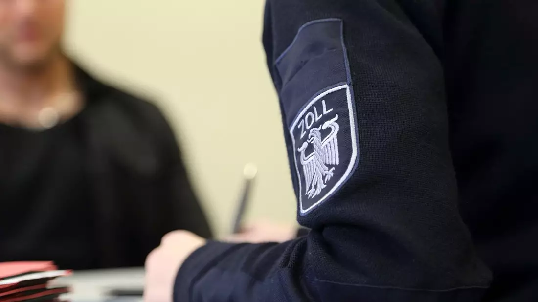 GZD: Bundesweite Schwerpunktprüfung gegen Schwarzarbeit Zoll überprüft Gastronomie und Hotellerie - Bild: presseportal.de