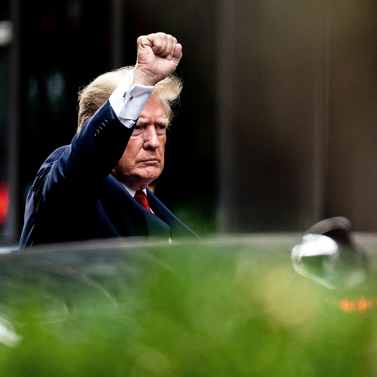 Trump und mehrere andere Menschen sind in Georgia wegen ihrer Versuche angeklagt, den Ausgang der Präsidentenwahl 2020 in dem Bundesstaat umzukehren. - Foto: Julia Nikhinson/AP/dpa