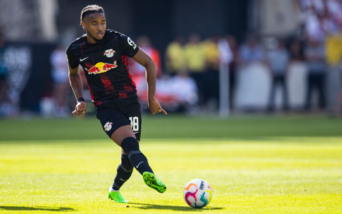 Laut Sportdirektor Christoph Freund kein Thema für den FC Bayern: Christopher Nkunku. - Foto: Tom Weller/dpa Laut Sportdirektor Christoph Freund kein Thema für den FC Bayern: Christopher Nkunku. - Foto: Tom Weller/dpa