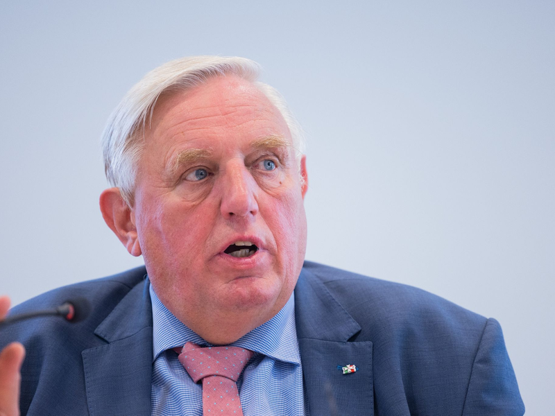 Auch der CDU-Arbeitnehmerflügel-Chef Karl-Josef Laumann spricht sich für die Verschärfung des Bürgergelds aus. - Foto: Rolf Vennenbernd/dpa