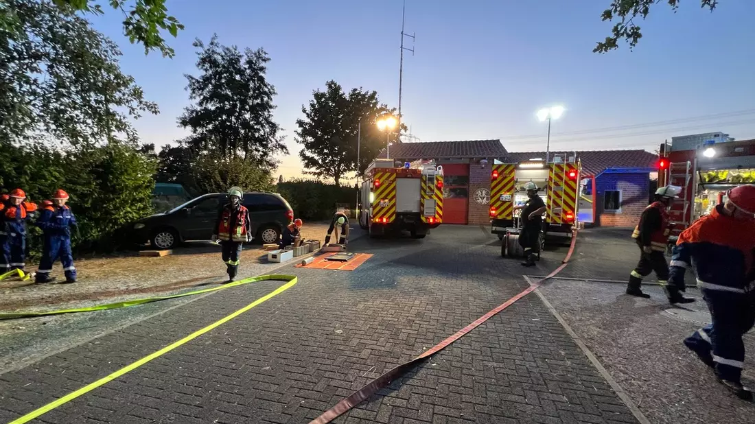FW Hünxe: Verkehrsunfall auf der BAB 3 - Bild: presseportal.de
