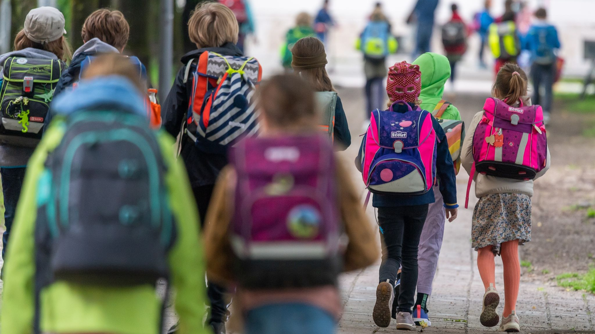 Die Kindergrundsicherung soll Leistungen wie das Kindergeld, das Kinder-Bürgergeld, den Kinderzuschlag und solche aus dem sogenannten Bildungs- und Teilhabepaket zusammenführen. - Foto: Peter Kneffel/dpa