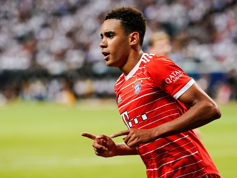 Der DFB-Auswahl um Jamal Musiala fehlt noch ein kleiner Schritt zum Gruppensieg. - Foto: Uwe Anspach/dpa