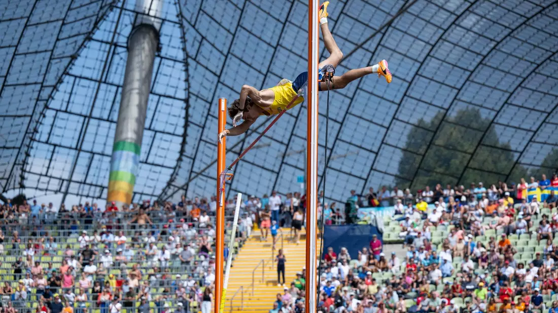 Beim ersten Diamond-League-Meeting im Olympia-Jahr sorgte Stabhochsprung-Star Armand Duplantis gleich für einen Rekord. - Bild: Sven Hoppe/dpa